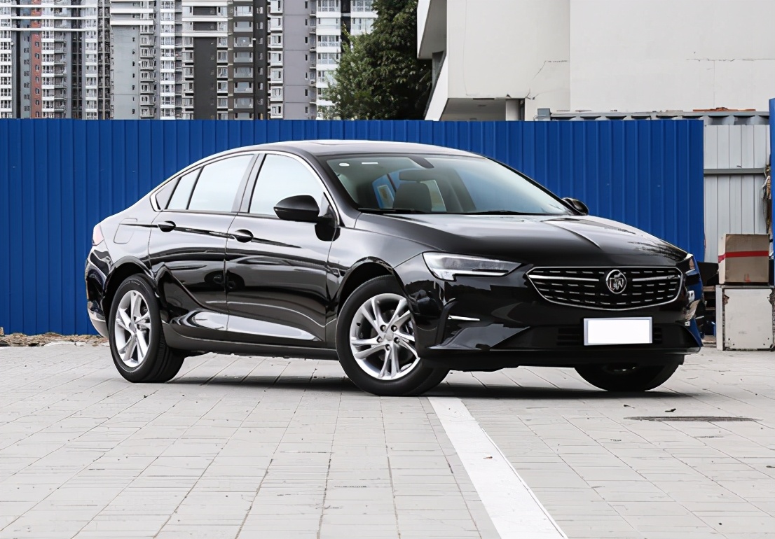 别克君威1.5t油耗真实油耗多少,2018年君威1.5t8万km能不能买