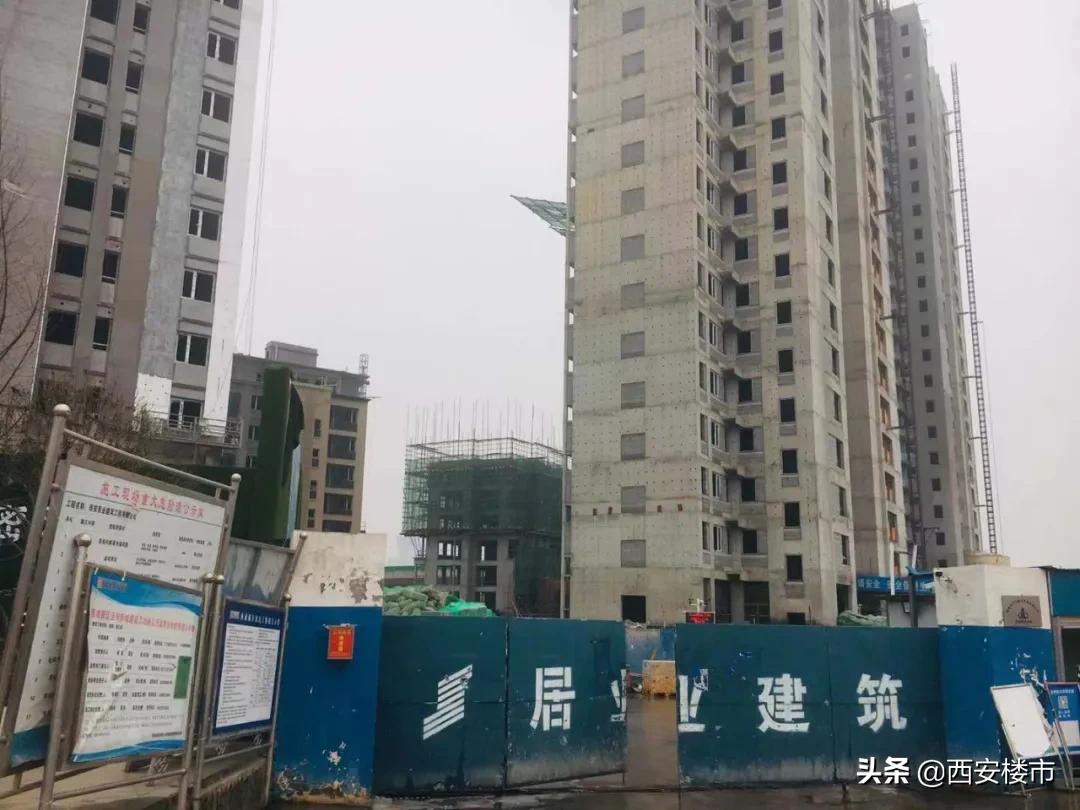 金辉崇文府什么时候交房,金辉崇文府哪年开始卖的