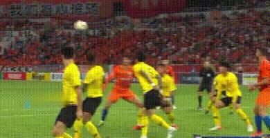 保利尼奥单刀搓射,保利尼奥大阪钢巴任意球