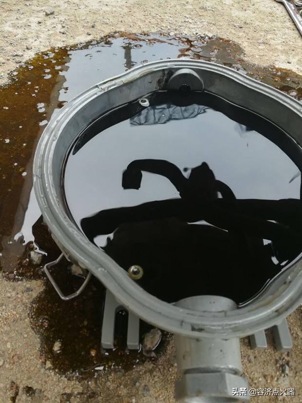 豪爵110-6一箱油跑多少公里,豪爵110机油多久换一次