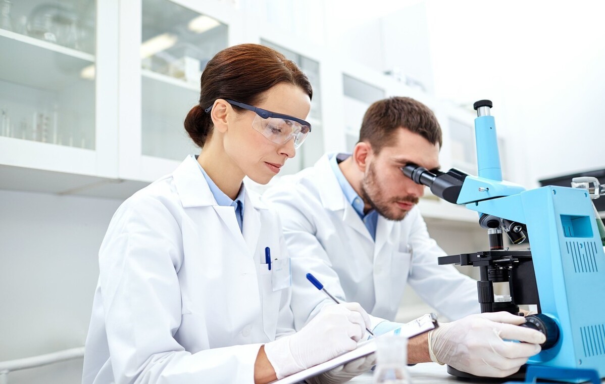 体检出现尿隐血需要复查吗,体检发现尿隐血一个加号