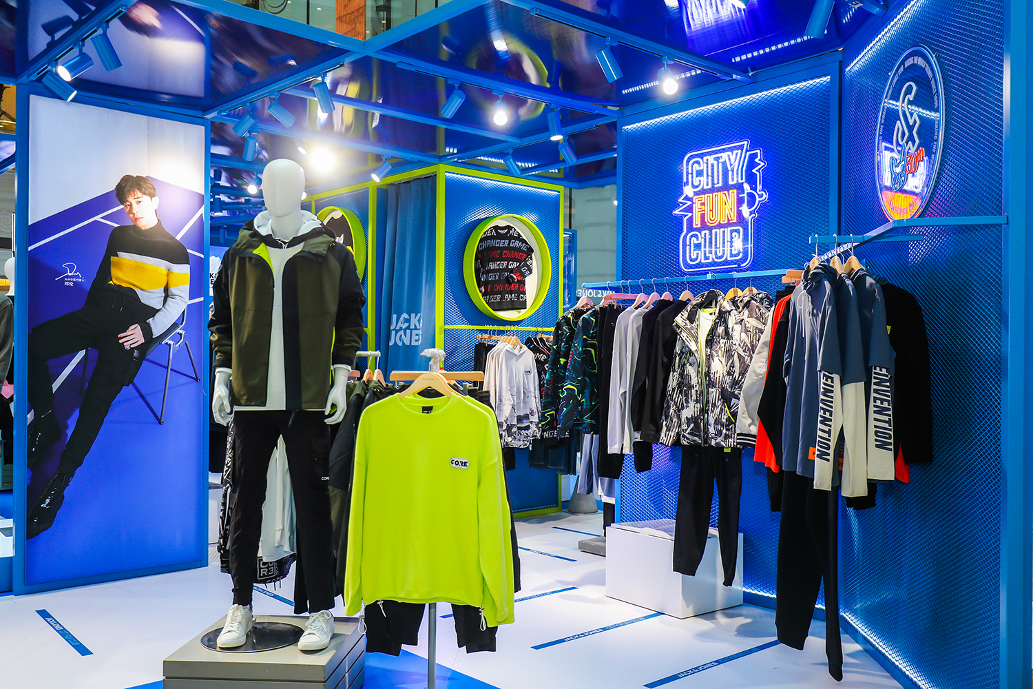 邓伦揭幕杰克琼斯CITYFUNCLUB快闪店