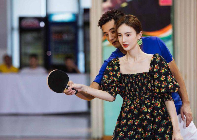 一直在美白却越来越黑的原因,为什么用了美白精华反而黑了