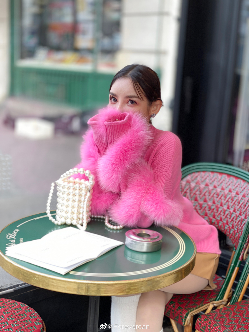 女人冬天如何穿搭更好看,女人冬天穿什么保暖又好看