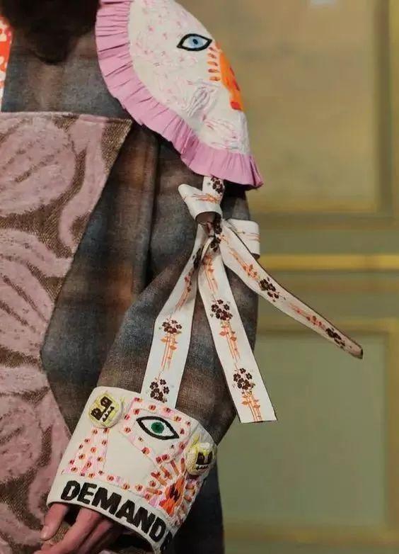 解构与重组设计图片,拼贴服装设计灵感