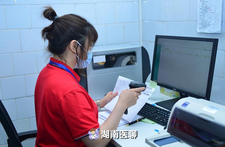 智能取货配送，解放医护人员双手！湖南首家医疗耗材SPD平台上线