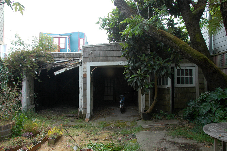 2万买下废弃棚屋，30天翻新成工作室，惬意的场面我承认眼红了