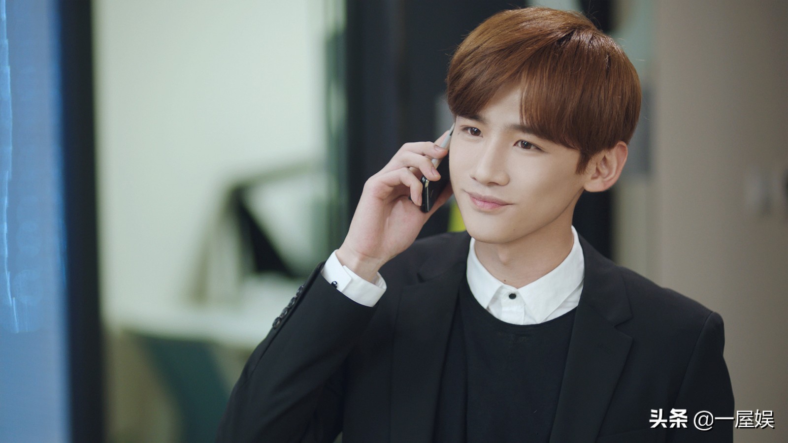 白敬亭混剪古装惊鸿一瞥,白敬亭为何在天盛长歌戏份少