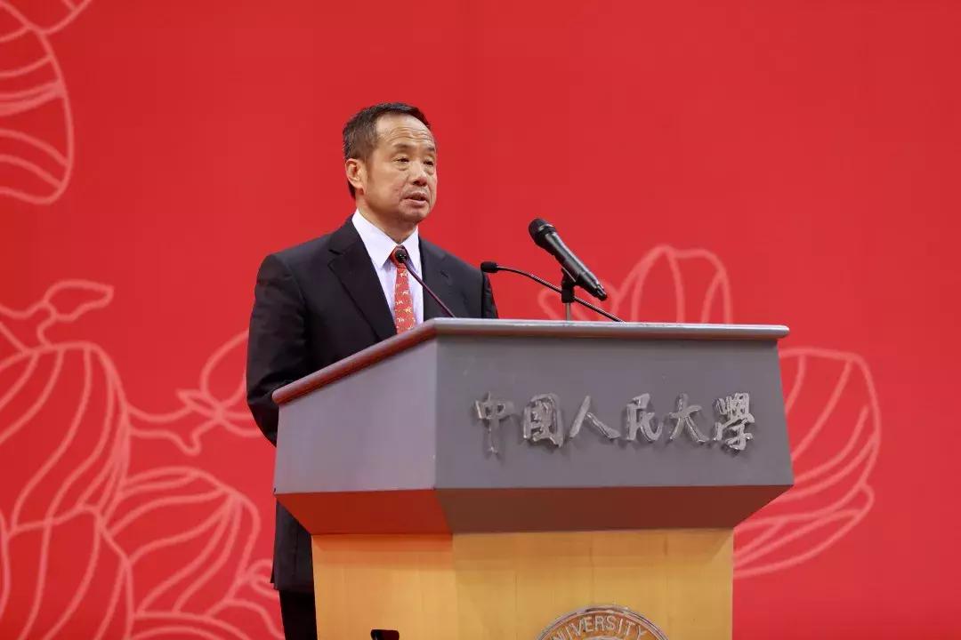 毕业季开启新的人生征程,扬帆起航的毕业季