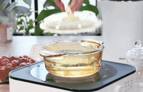 樱桃蜂蜜的功效与作用,樱桃和蜂蜜可以一起吃吗