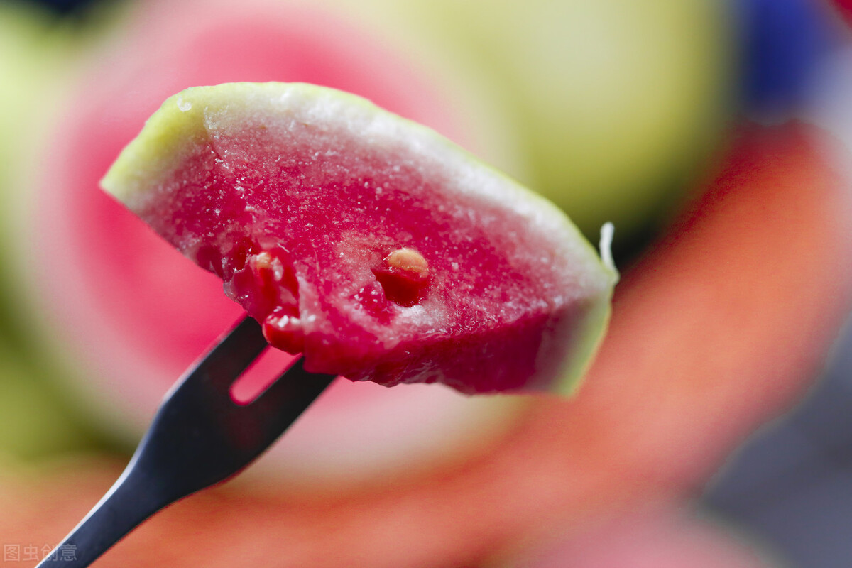 红肉芭乐是什么口感,芭乐有白肉和红肉的吗