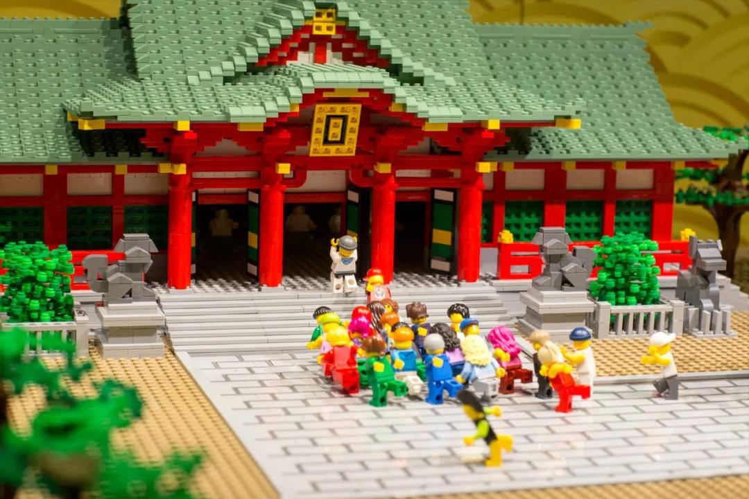 乐高大师最震撼的作品,日本乐高大神用积木拼奥特曼