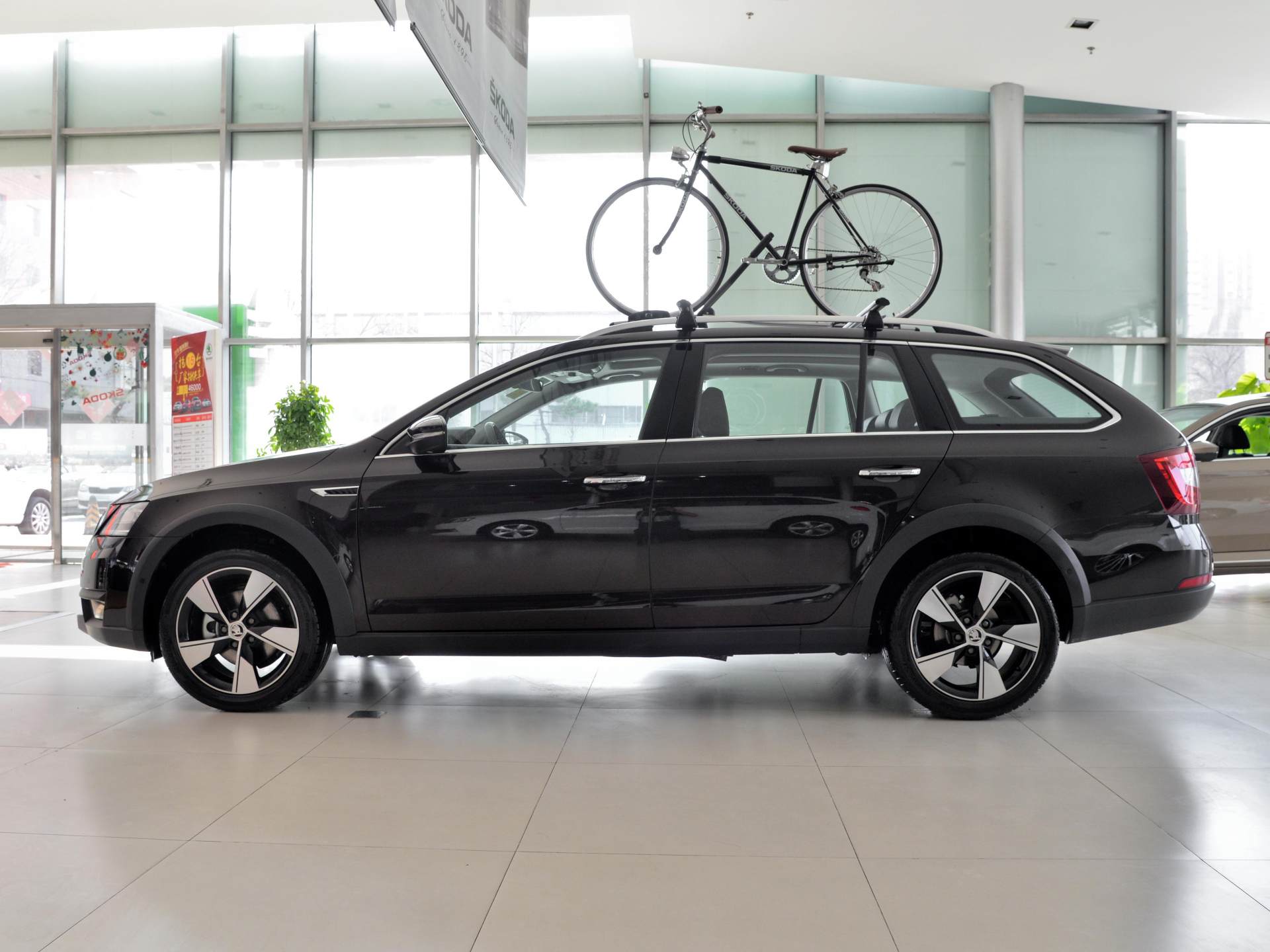 斯柯达明锐旅行版实车,德系瓦罐