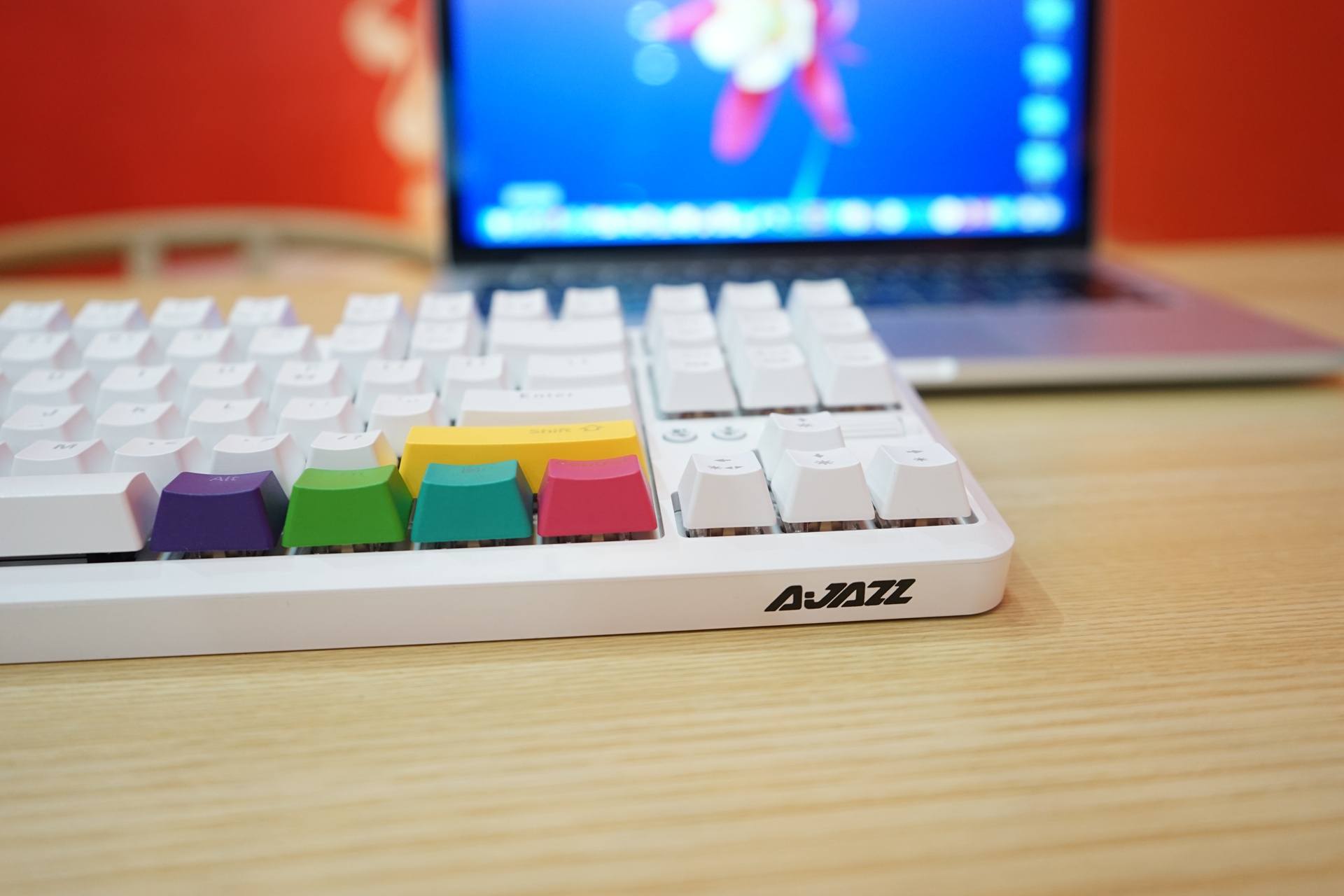 键盘可以这样玩,黑爵ak35i机械键盘怎么热插拔