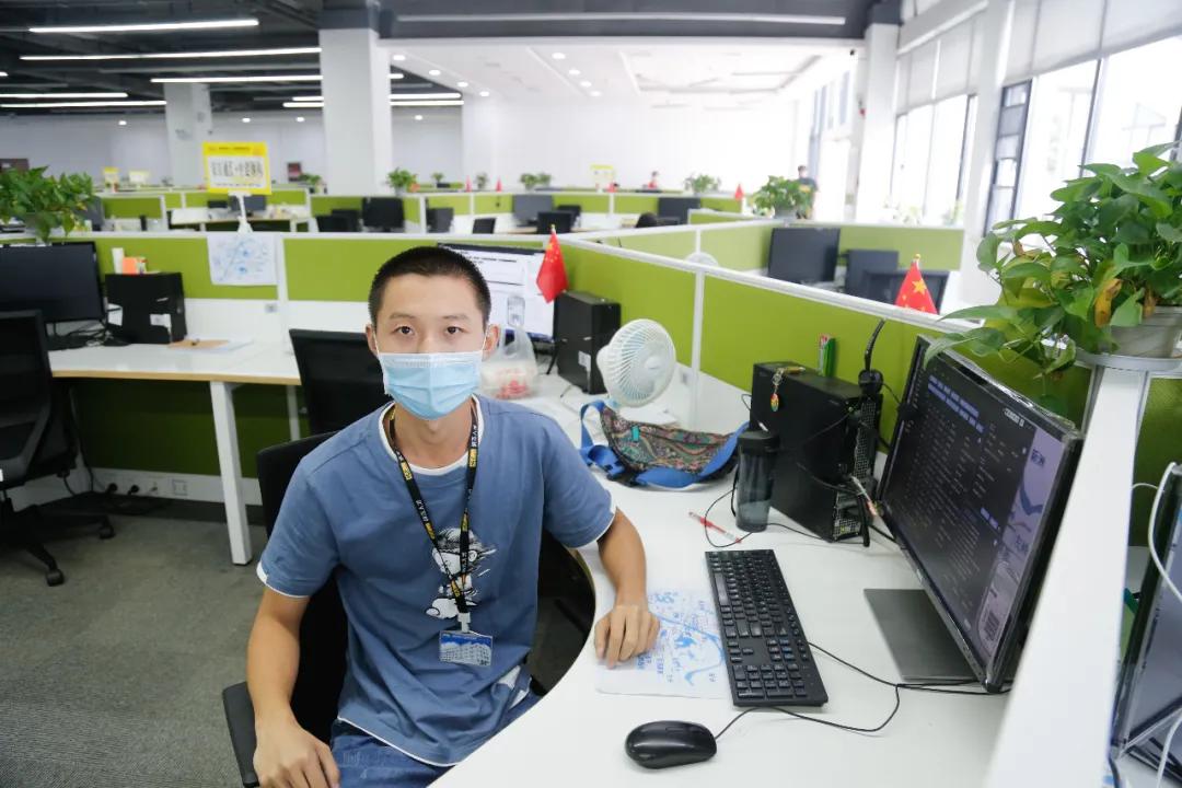 身边感动的正能量,爱是不经意间的感动