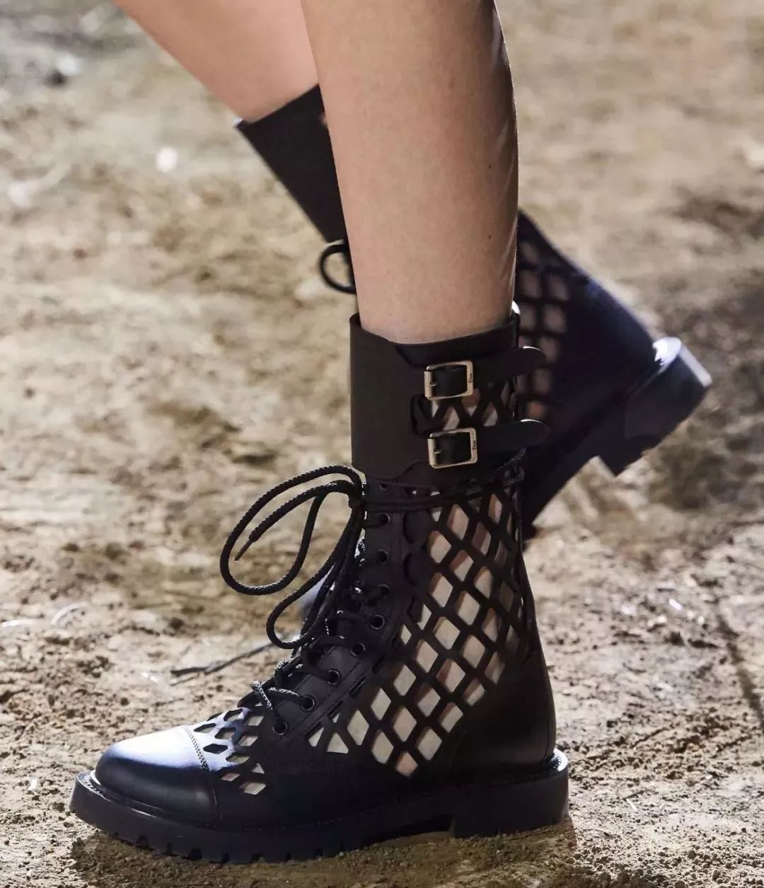 dior值得买的马鞍包是哪款,dior最好的十款包