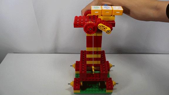 乐高大颗粒游乐园搭建过程,乐高游乐园场景的搭建