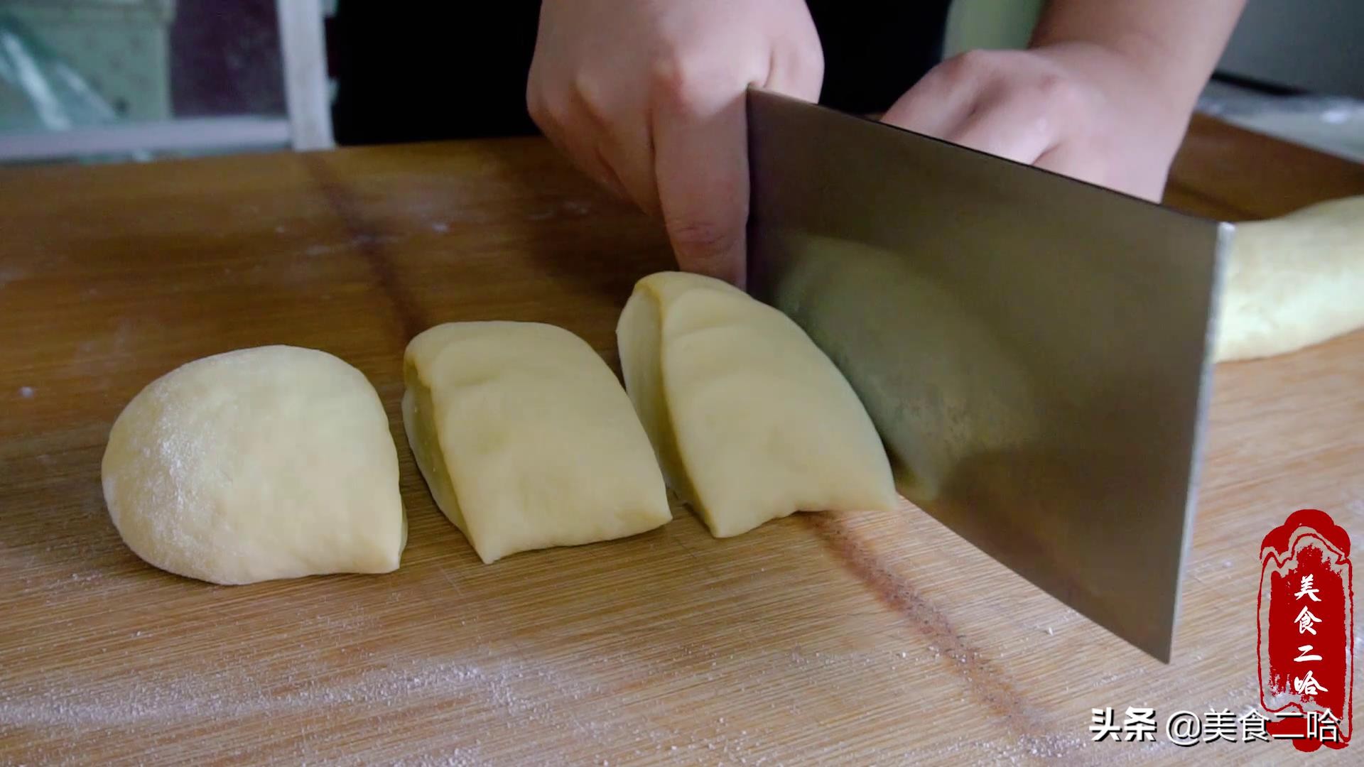 炸麻花的正确方法和技巧,炸麻花怎样和面麻花软乎
