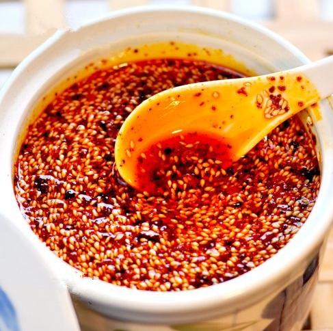 辣椒油怎么炸最香大厨秘制,辣椒油怎么炸才最香不辣