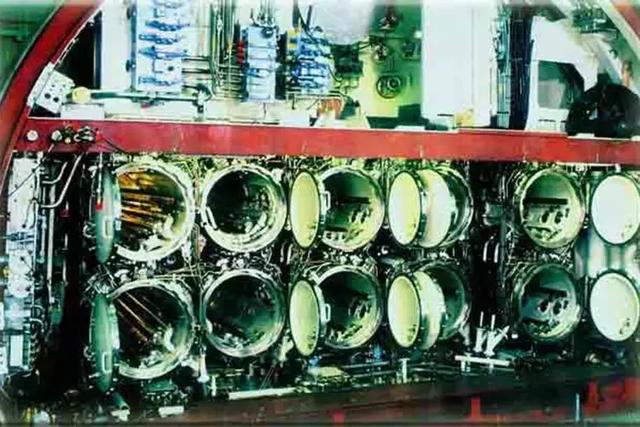 以色列的超级核潜艇,大卫斯特林特种部队