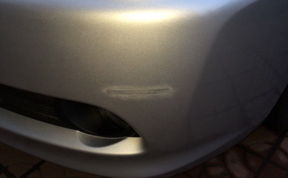 新车发生剐蹭的几率,新车发生剐蹭在哪修比较好