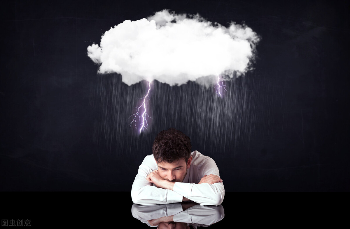 当客户考虑材质问题该怎么回复,女生说考虑一下怎么幽默回复