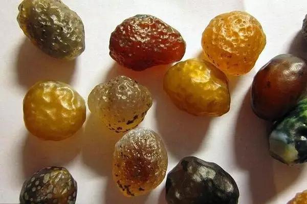 终于捡到了值钱的石头,捡到这些石头不要扔真的很值钱