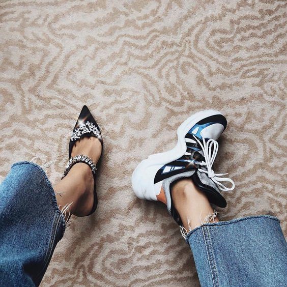 侃爷跟耐克合作鞋款,侃爷nike老爹鞋