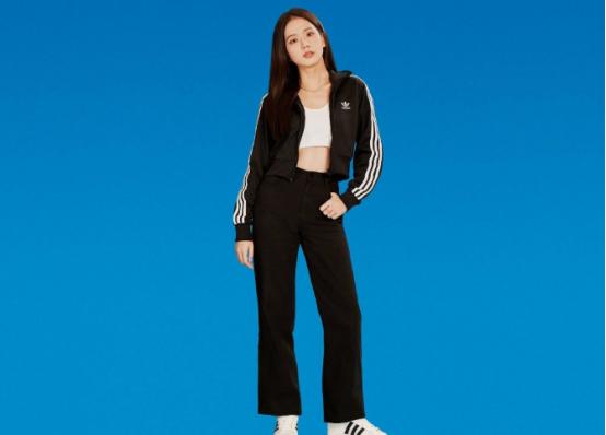 blackpink五周年同款穿搭,blackpink的神仙穿搭