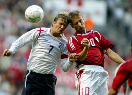 贝克汉姆在足球圈到底是什么水平,贝克汉姆算是顶级中场么