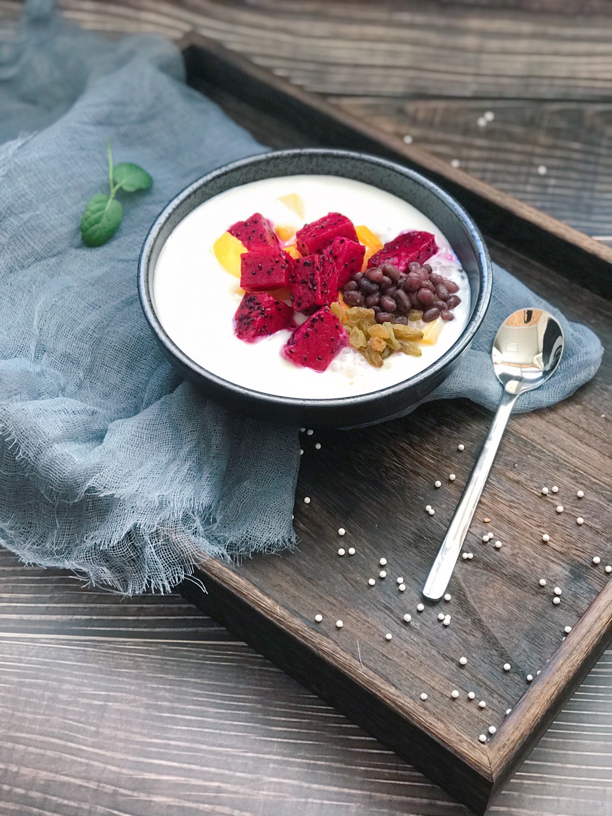 杂果酸奶西米露，爽滑筋道，清凉可口，成本5元做出20元的甜品