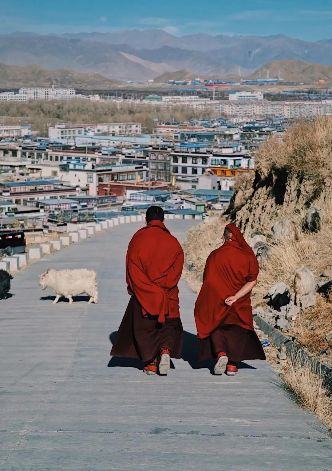 日喀则一座宝藏之城,日喀则日光之城