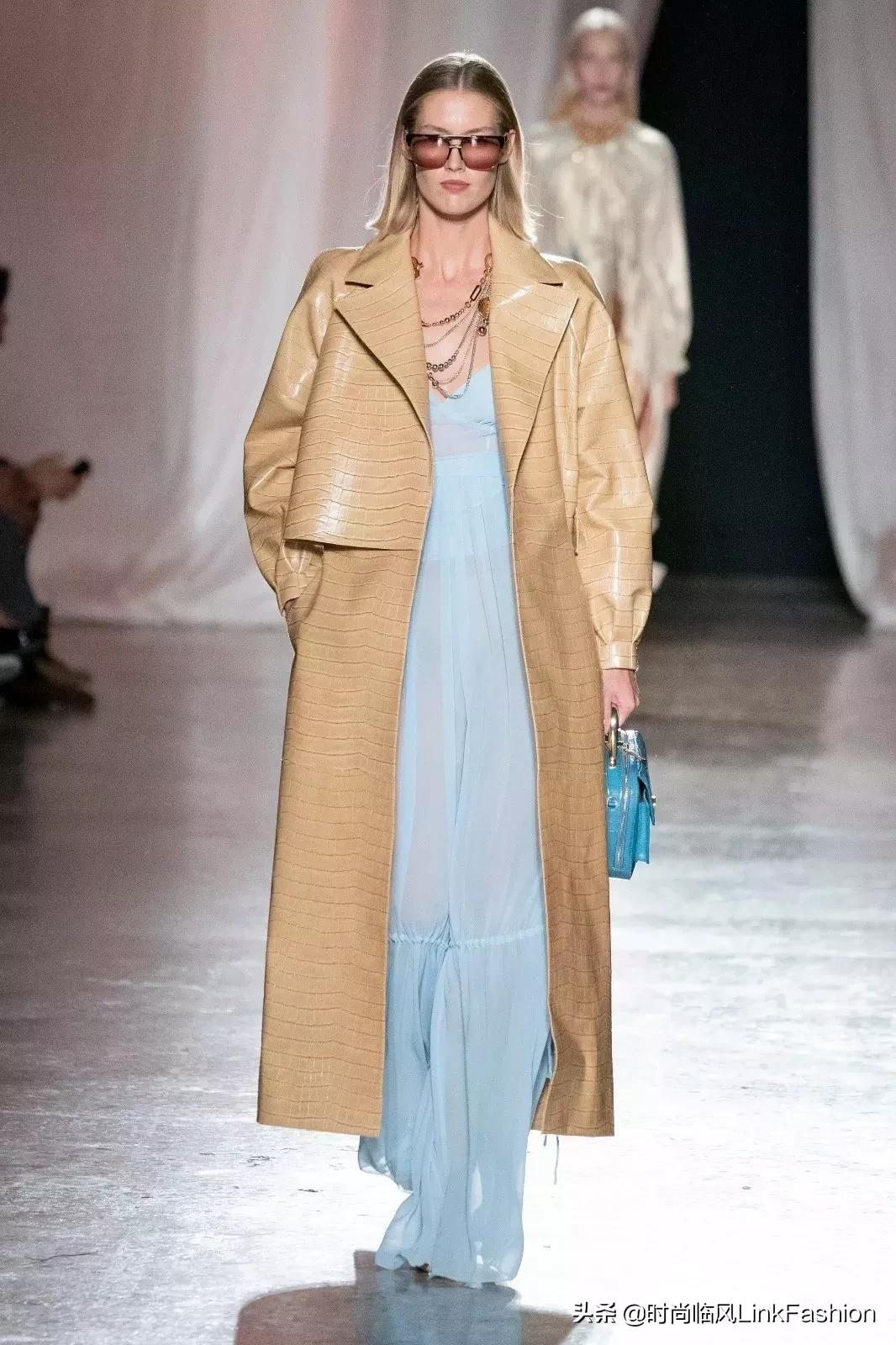 今年皮衣外套,皮衣不流行