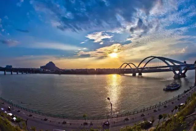 柳州人怎么跟外地人介绍柳州,柳州人怎么跟外地人推荐柳州