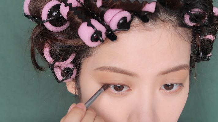 民国复古妆容化妆教程,复古民国妆容教程