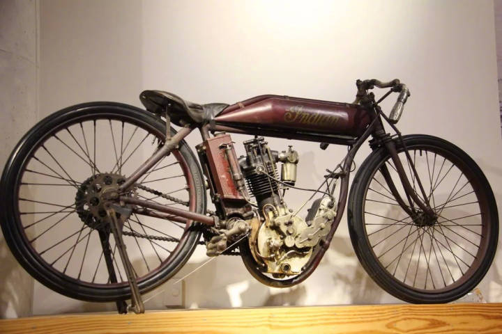 国外意大利摩托车博物馆,古典摩托车博物馆