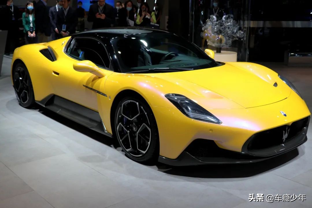 玛莎拉蒂mc20全新最低落地价格,售价210万元玛莎拉蒂mc20全球首发