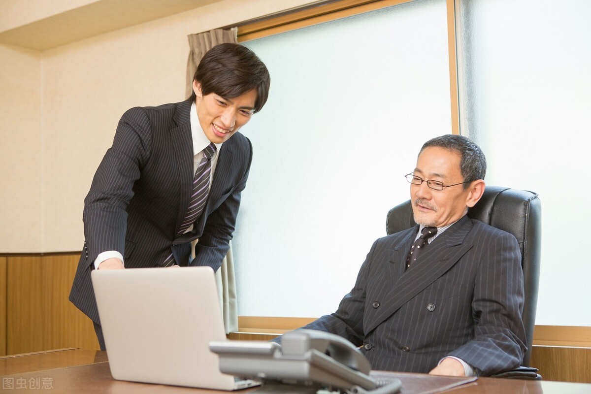 领导给你转酒钱高情商回复,收到领导早餐钱高情商回复