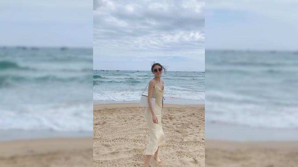 美国亿万富豪的花瓶老婆中英双语,亿万富翁的老婆纪录片