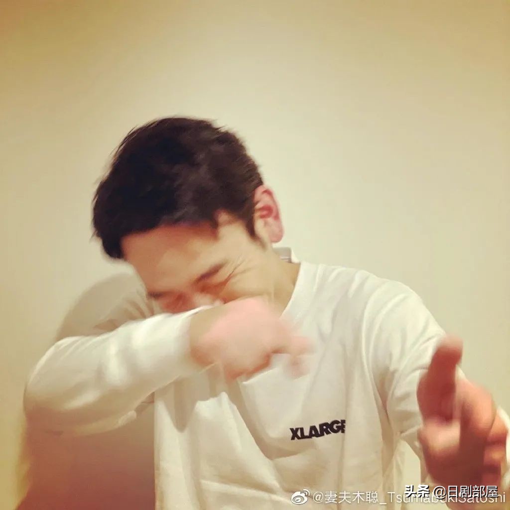 唐人街探案3妻夫木聪花衬衫,唐人街探案3里面四位帅哥