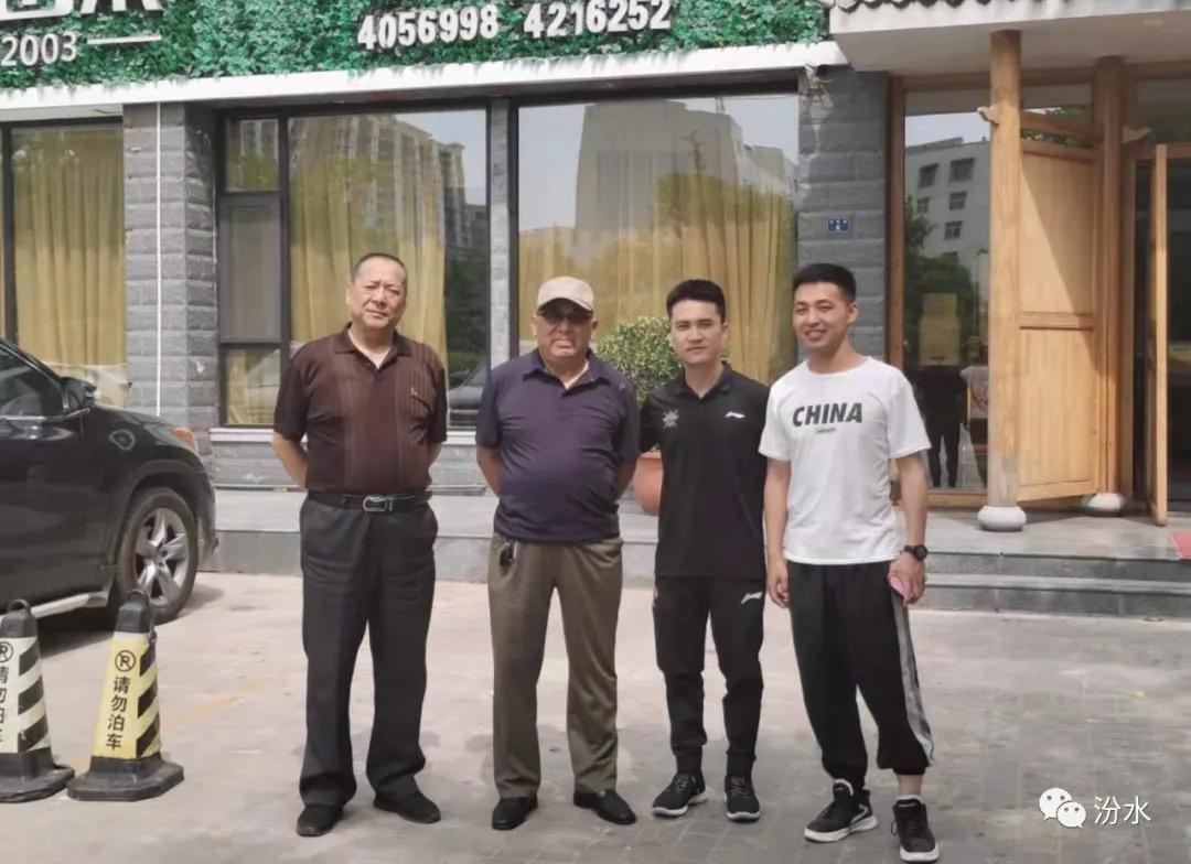 马布里在首钢队的翻译,马布里的翻译是专用的吗