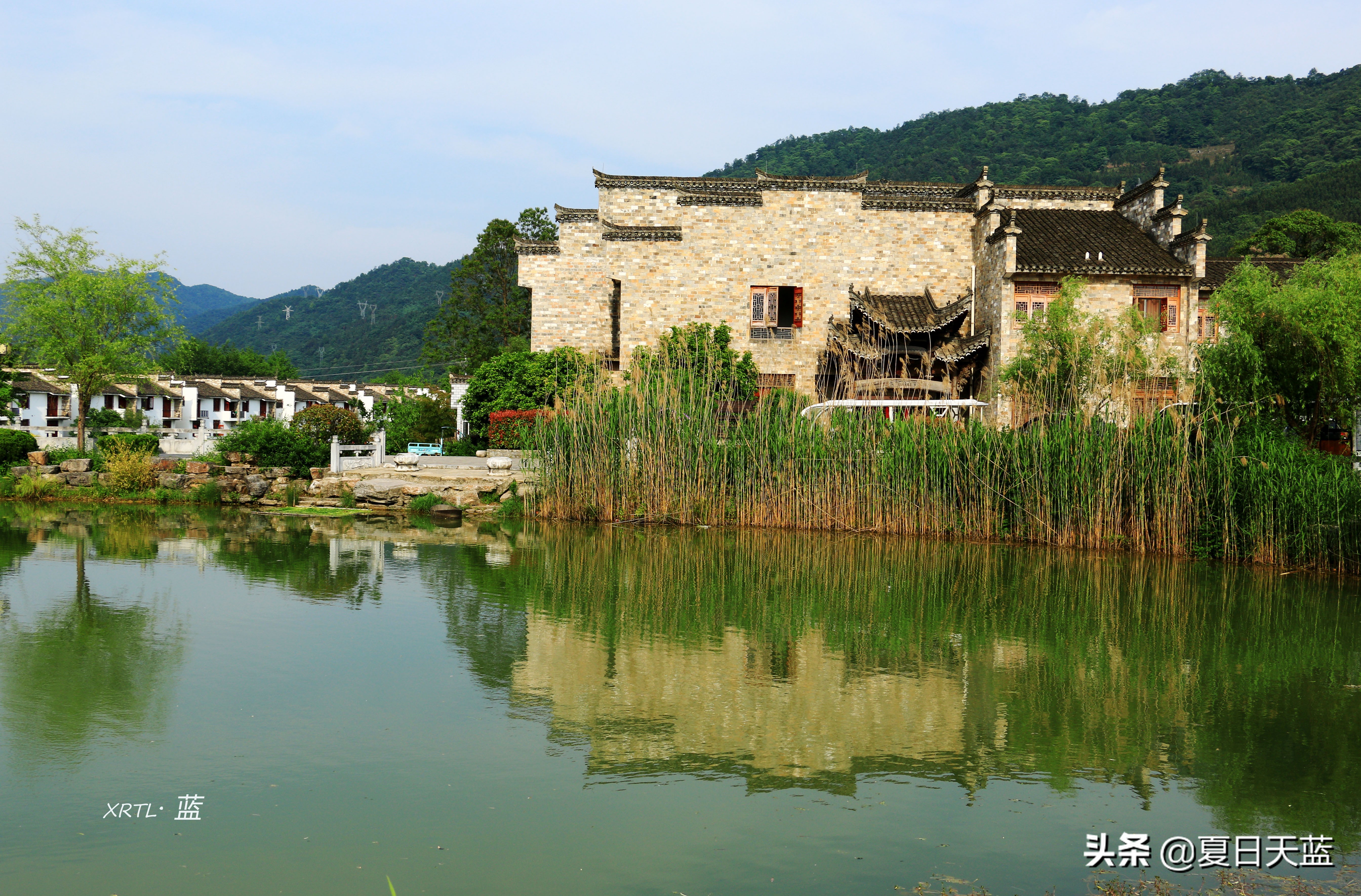 李白在桃花潭写的千古名句,桃花潭因李白而出名的诗句