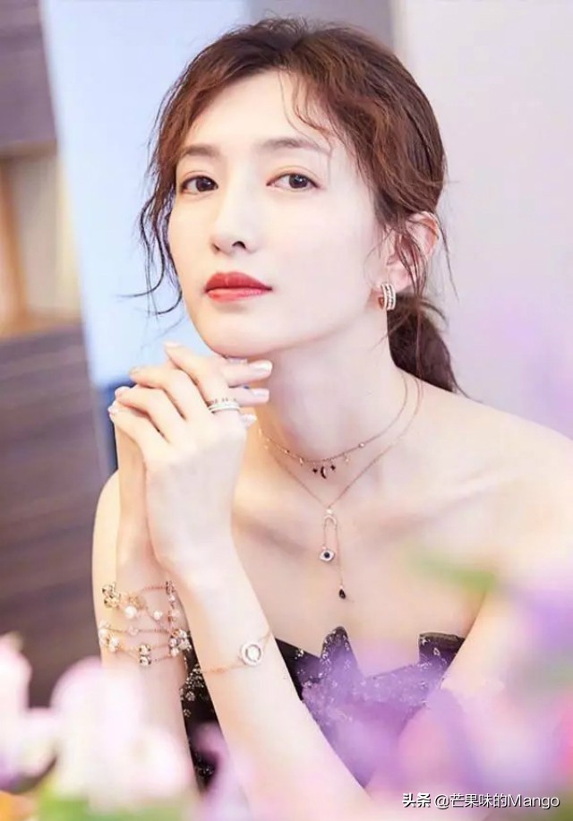 杨幂杨颖杨蓉杨紫杨采钰杨超越,杨幂杨超越刘海