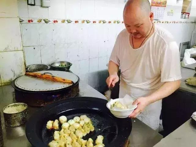 一口下去味道绝美,一口下去满嘴的汤汁太好吃了