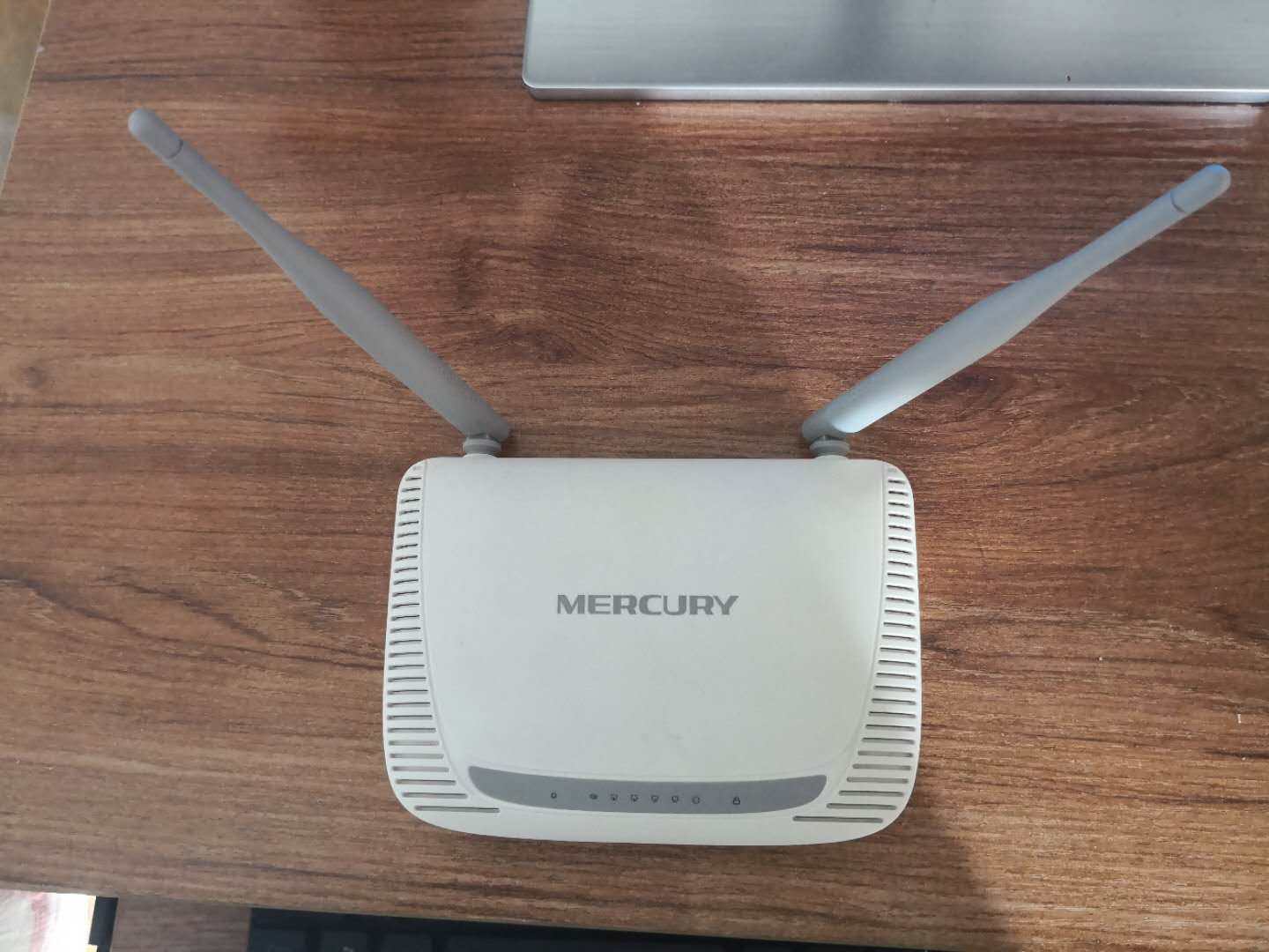 只有路由器的无线网卡怎么办,没有无线网卡怎么上网