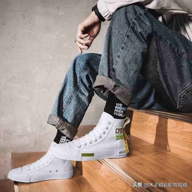 新款韩版百搭潮流板鞋男士帆布鞋,最新款男士板鞋高帮帆布鞋