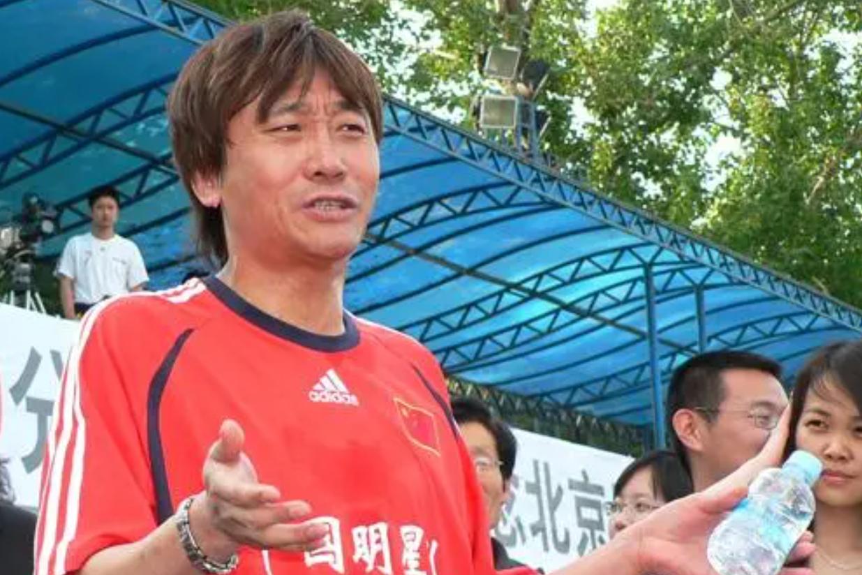 璁╅偅鑻辩敇鎷滀笅椋庣殑濂充汉,閭ｈ嫳鐖变簡10骞寸殑楂樺嘲濡備粖鎬庢牱