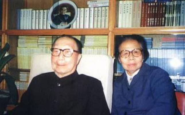 苍松翠柏忠魂不朽,历史上元帅的墓在哪里