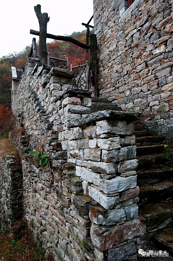 石门西厢大鱼盘博物馆记