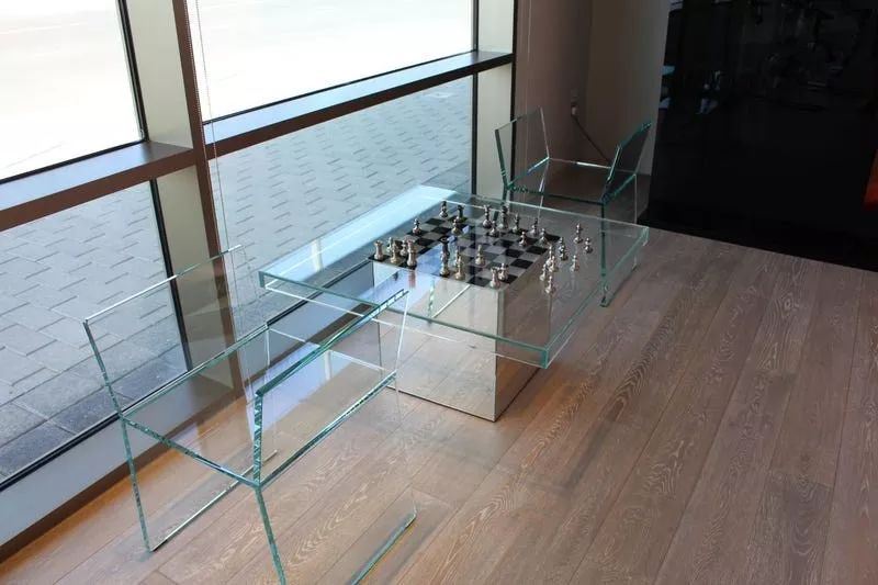 迪拜机场豪华VIP私人候机楼,还可试驾布加迪威龙,简直壕气冲天